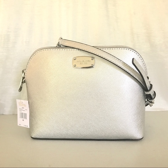 Authentic MK Cindy dome silver leather crossbody - Picture 2 of 6